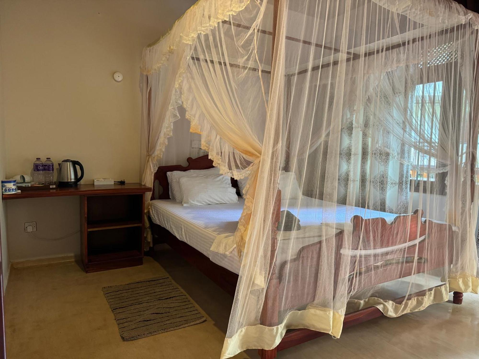 Brinkhouse Guesthouse , Unawatuna Beach Buitenkant foto
