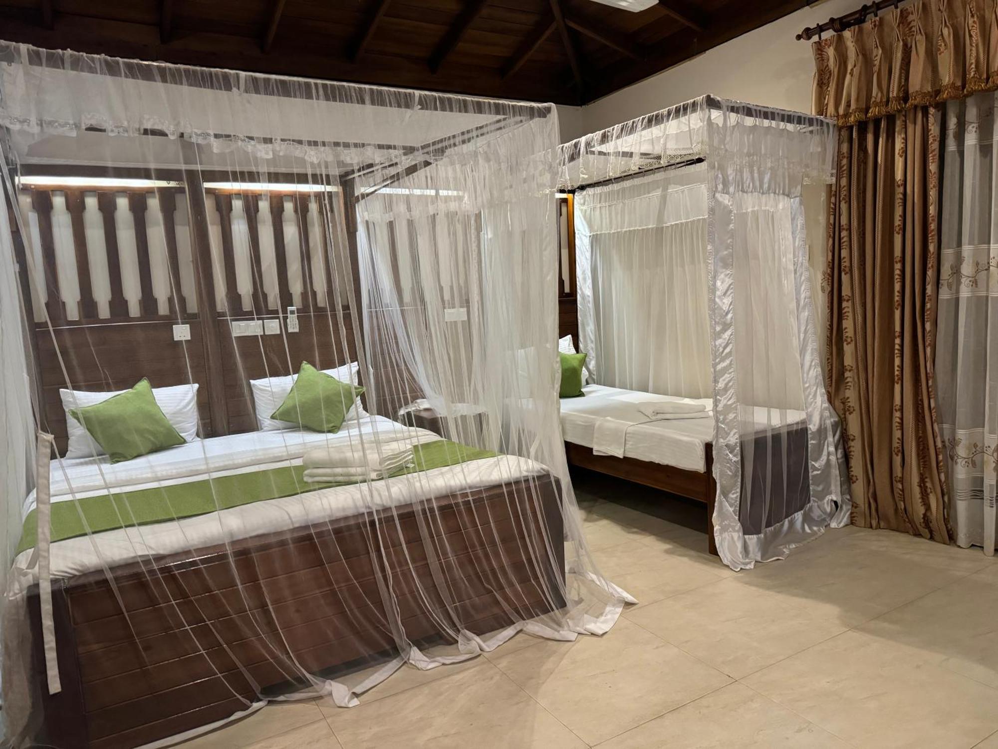 Brinkhouse Guesthouse , Unawatuna Beach Buitenkant foto