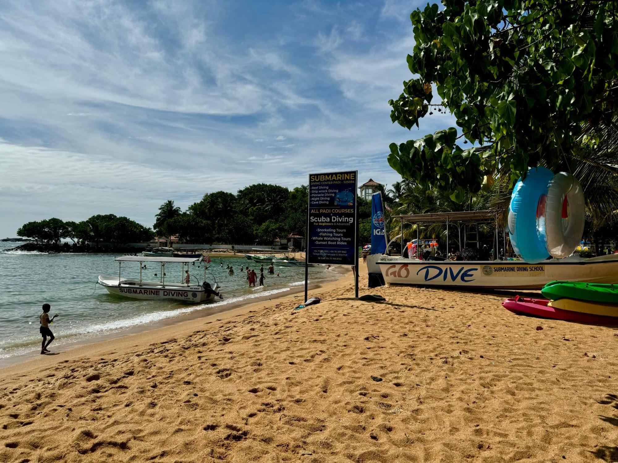Brinkhouse Guesthouse , Unawatuna Beach Buitenkant foto