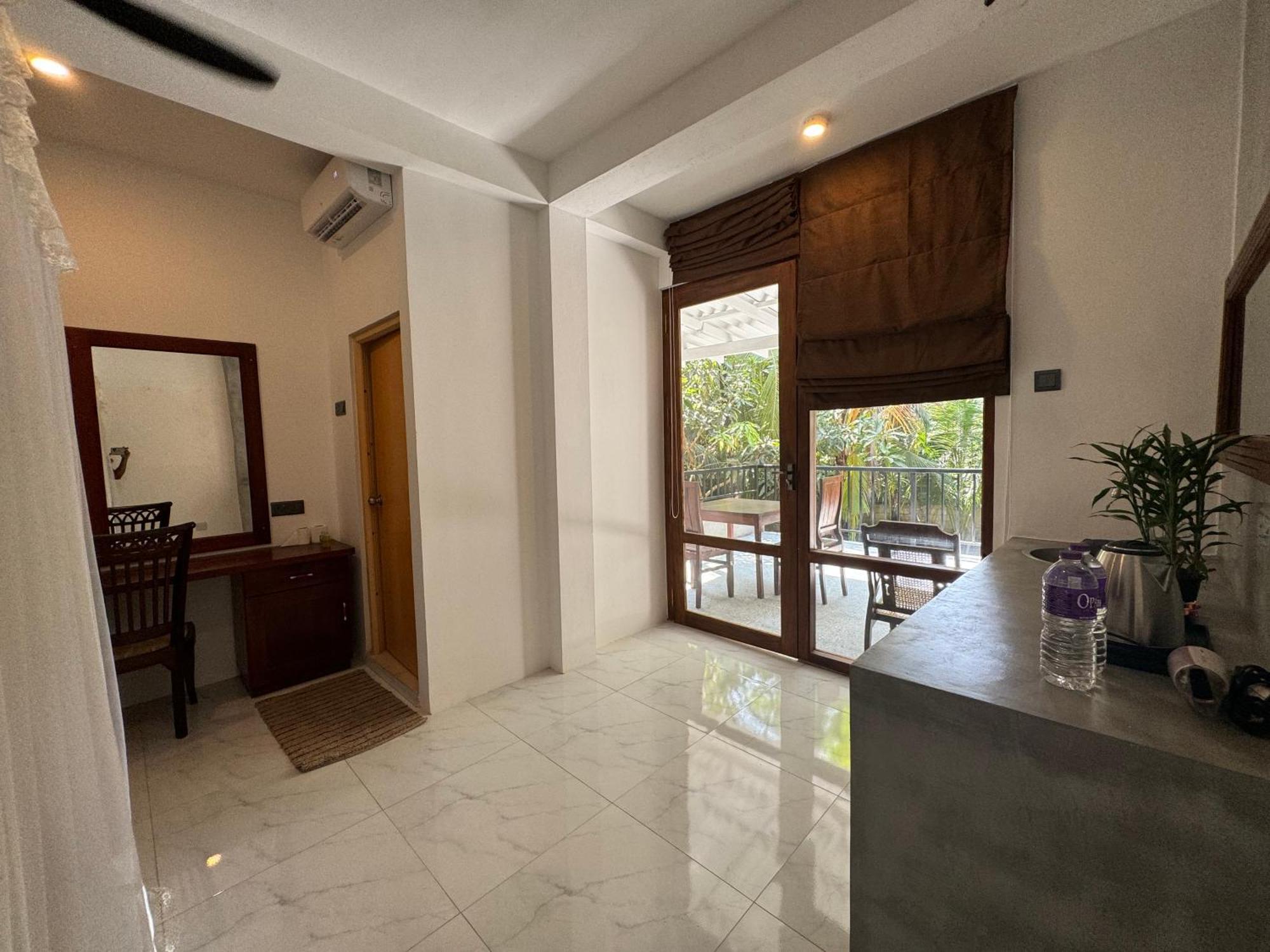 Brinkhouse Guesthouse , Unawatuna Beach Buitenkant foto