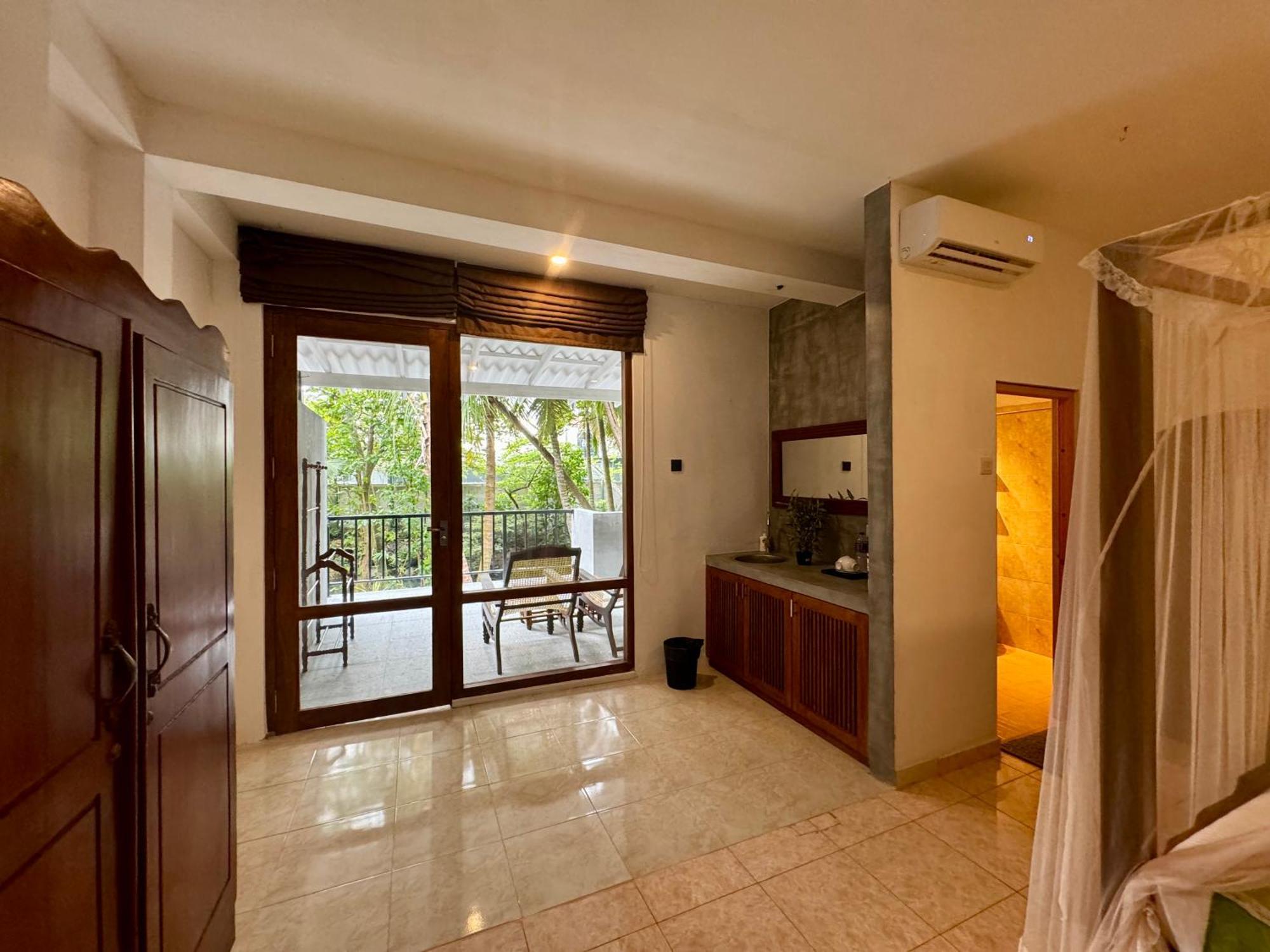 Brinkhouse Guesthouse , Unawatuna Beach Buitenkant foto