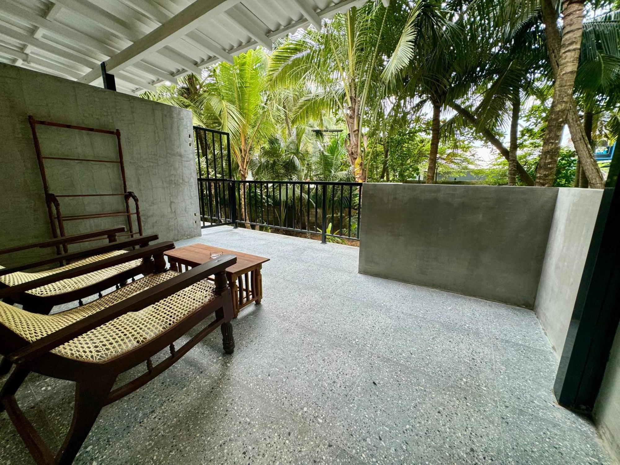 Brinkhouse Guesthouse , Unawatuna Beach Buitenkant foto
