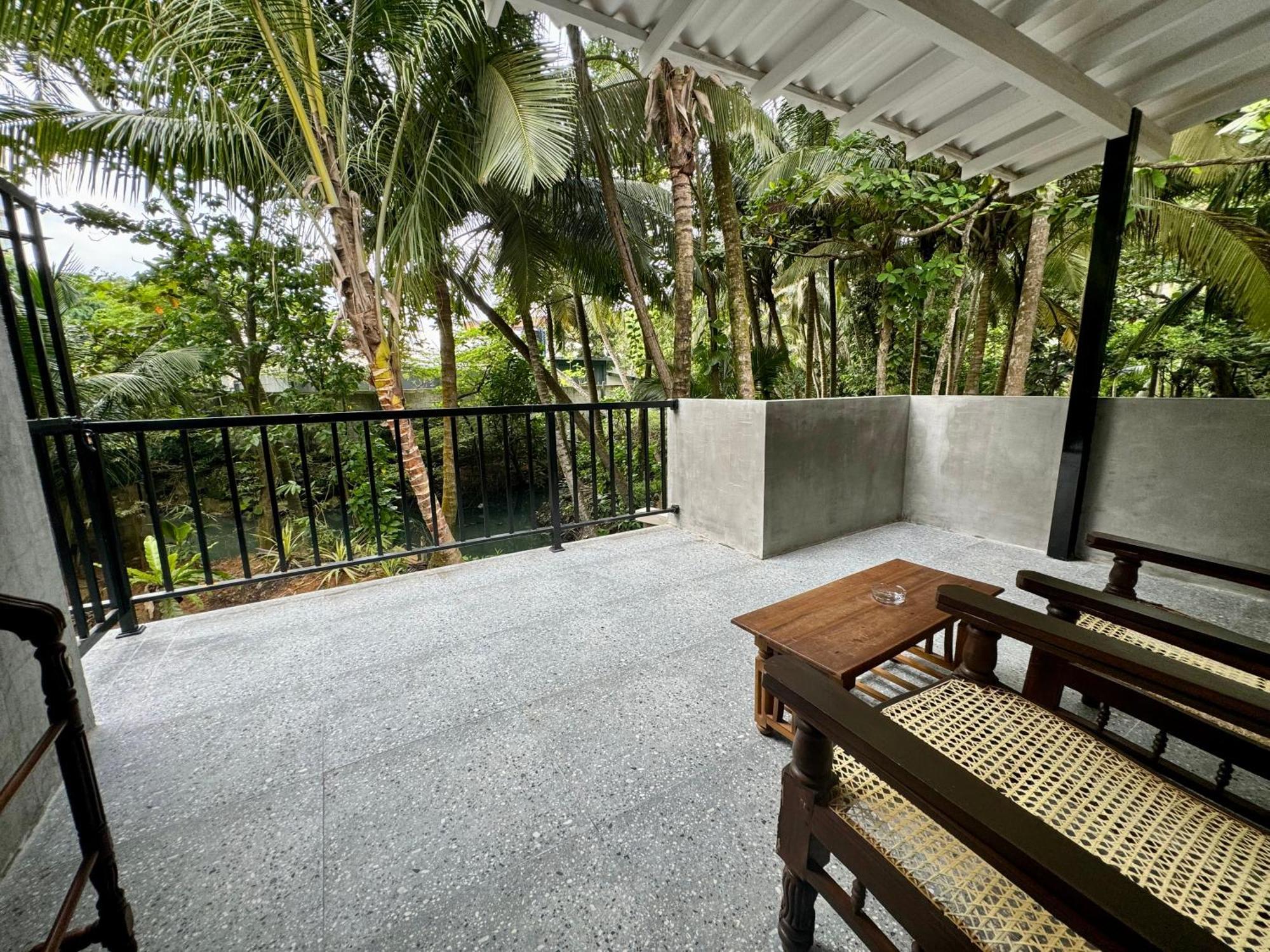 Brinkhouse Guesthouse , Unawatuna Beach Buitenkant foto