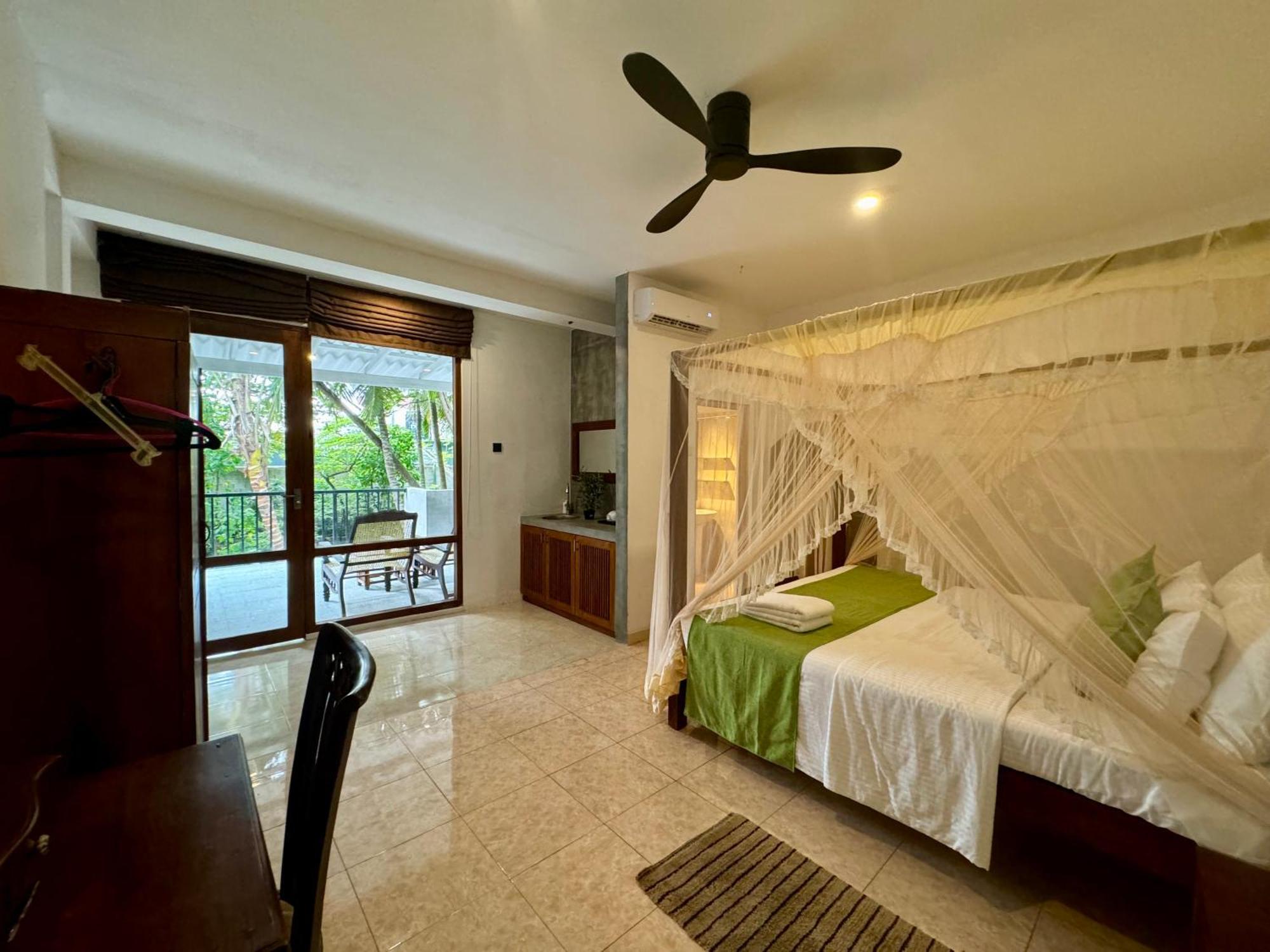 Brinkhouse Guesthouse , Unawatuna Beach Buitenkant foto