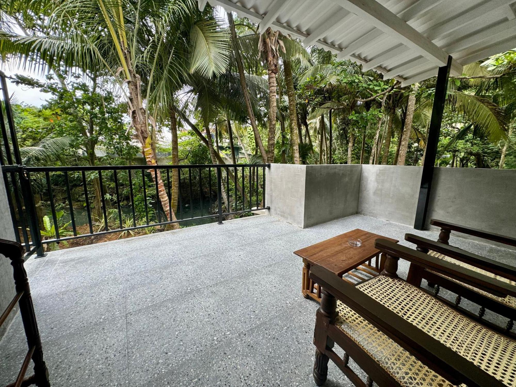 Brinkhouse Guesthouse , Unawatuna Beach Buitenkant foto