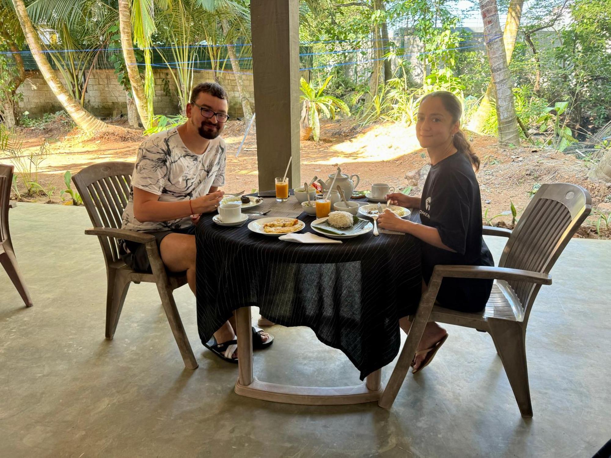 Brinkhouse Guesthouse , Unawatuna Beach Buitenkant foto